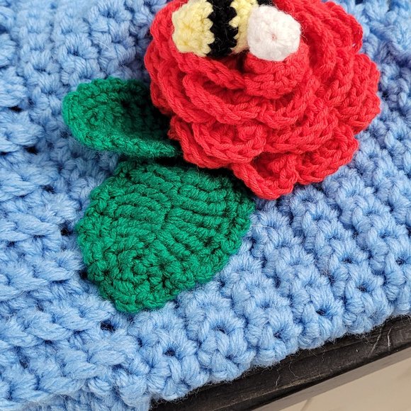 Rose with bumblebee Dog Hat - Picture 2 of 2